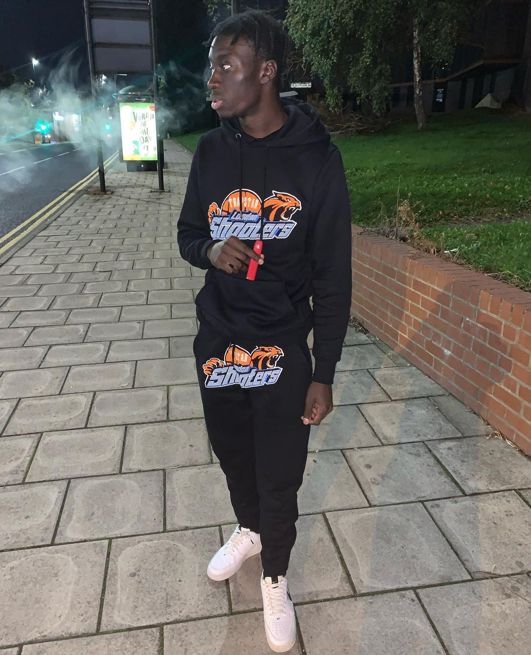 Hoodie Trapstar London Shooters Preto/Laranja