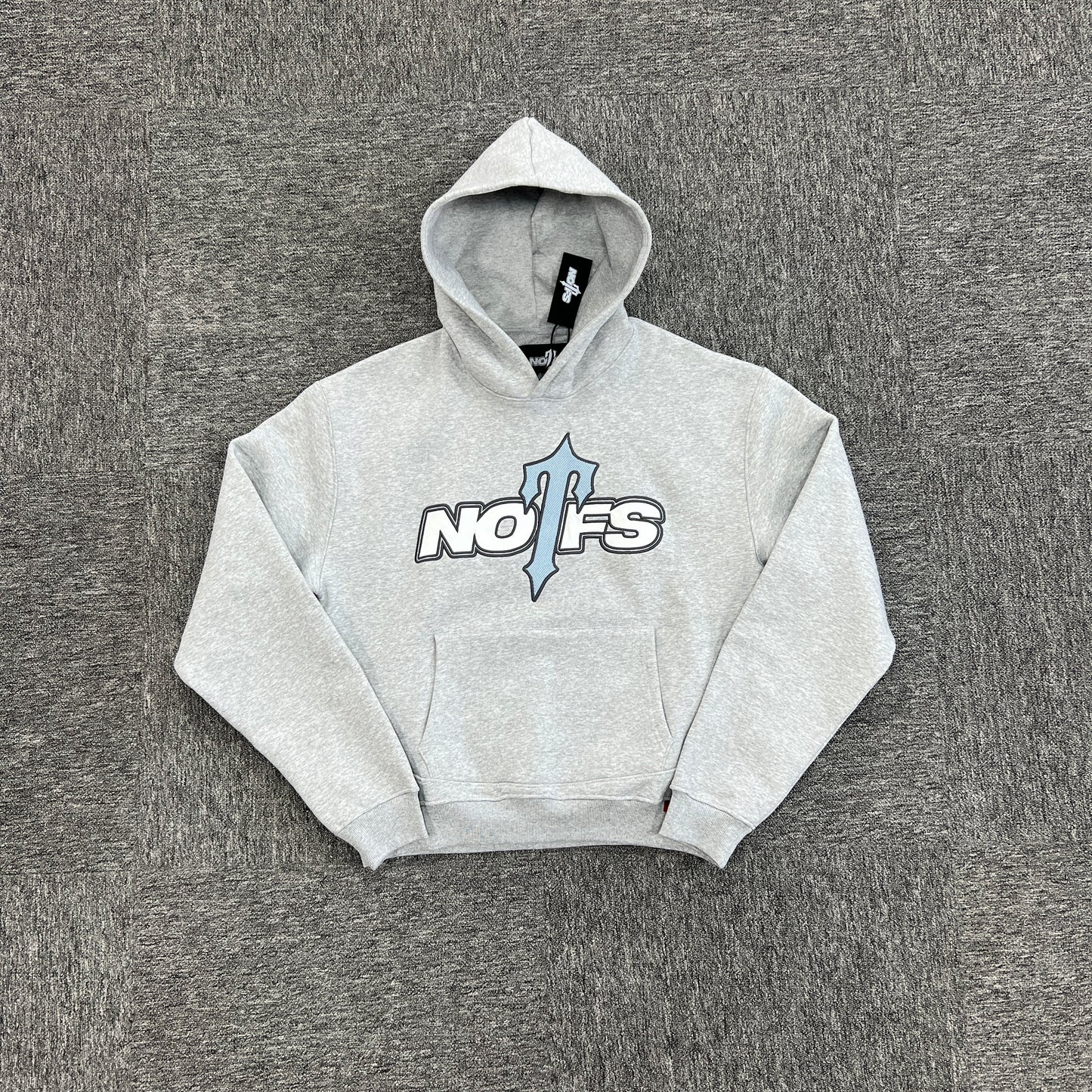 Conjunto (Hoodie+Calças) Trapstar x NOFS Cinzento