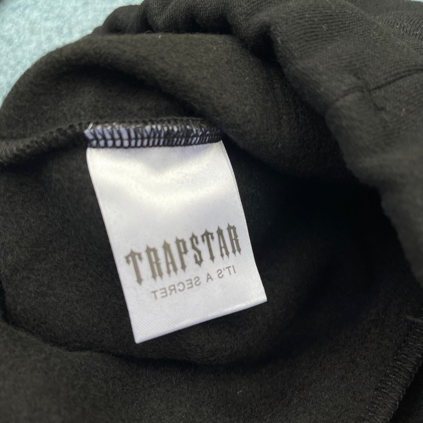 Conjunto (Hoodie+Calças) Trapstar Preto (Entrega Imediata)