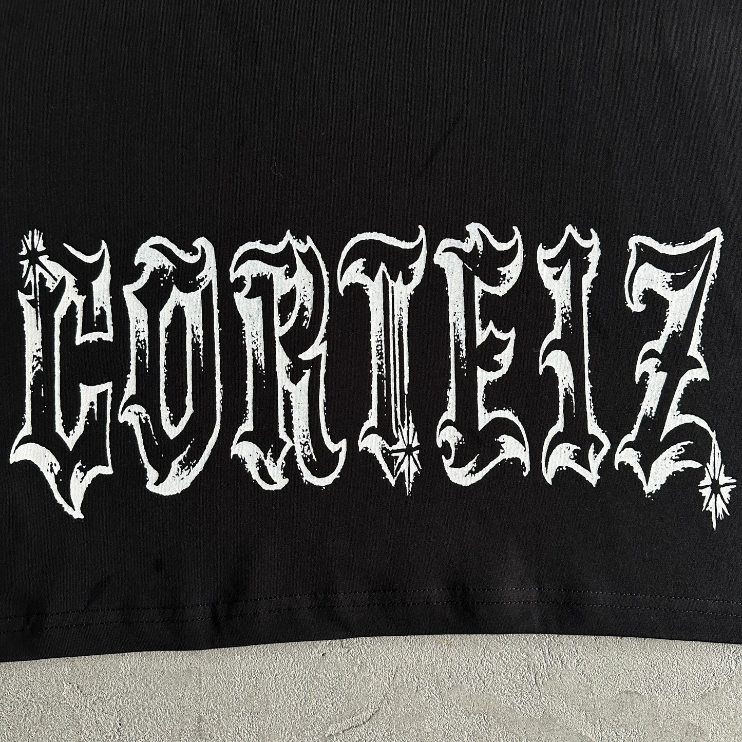 T-shirt Corteiz Metal Letters Preta