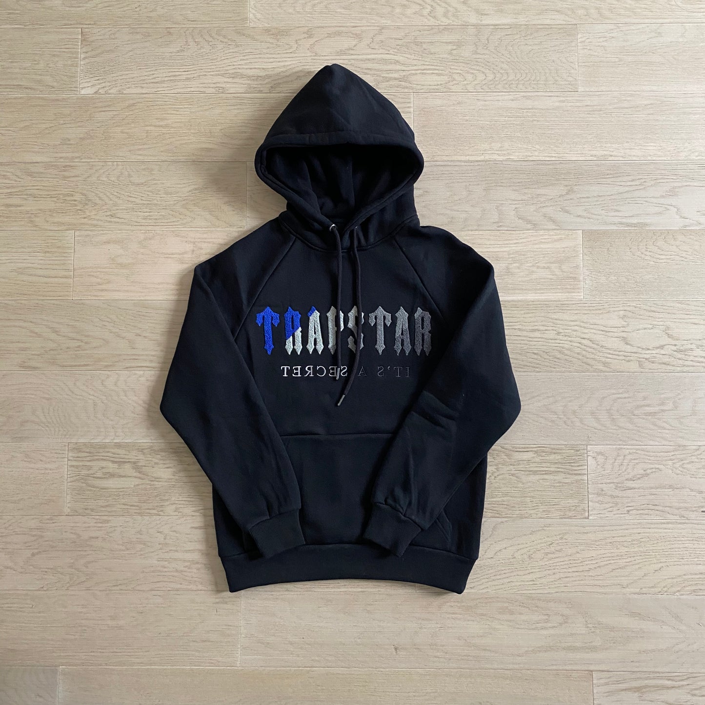 Hoodie Trapstar Decoded Preta/Cinza