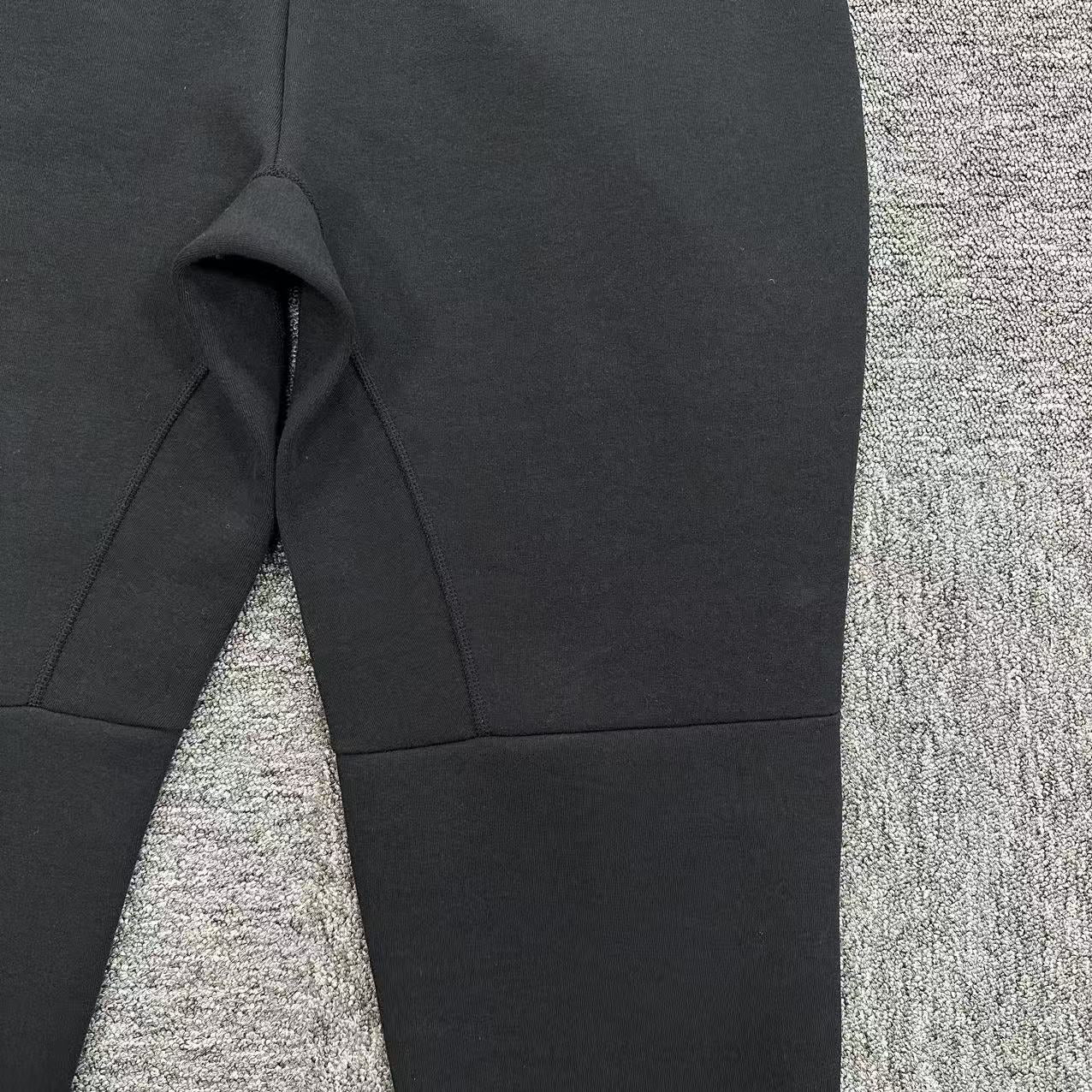 Calças Tech Fleece Nike x Syna